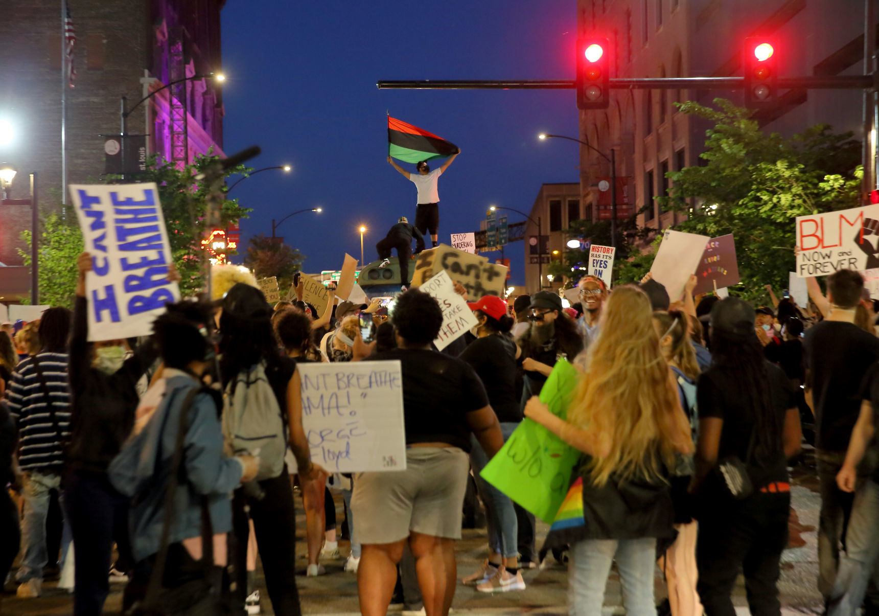 Protesters march St. Louis streets in solidarity with Minneapolis